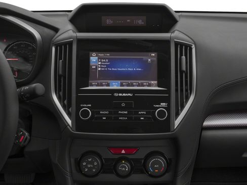 Used 2018 Subaru Crosstrek 2.0i AWD/4WD image 10