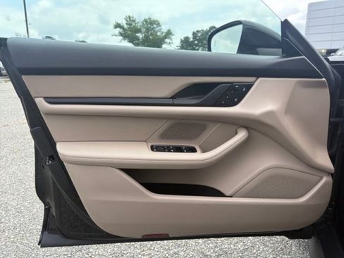 Used 2023 Porsche Taycan RWD image 21
