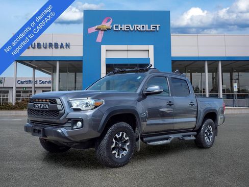 Used 2016 Toyota Tacoma TRD Off-Road w/ Towing Package AWD/4WD image 1