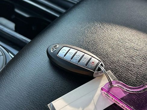 Used 2021 INFINITI QX80 Luxe image 37