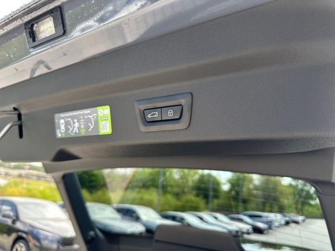 New 2026 BMW X2 xDrive28i w/ Convenience Package image 8