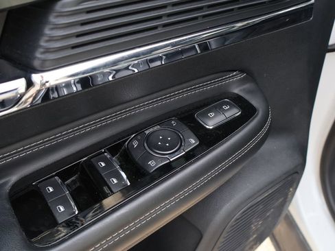 Used 2020 Lincoln Corsair FWD image 16