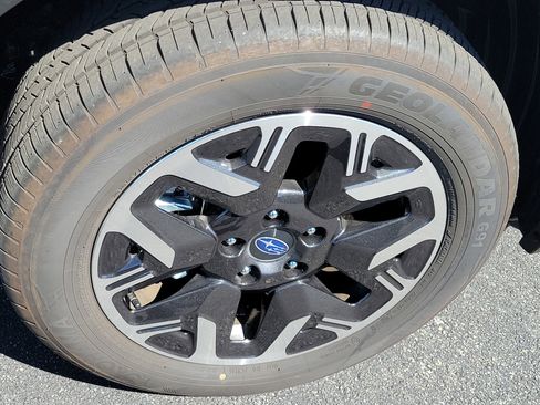 Certified 2025 Subaru Forester image 8