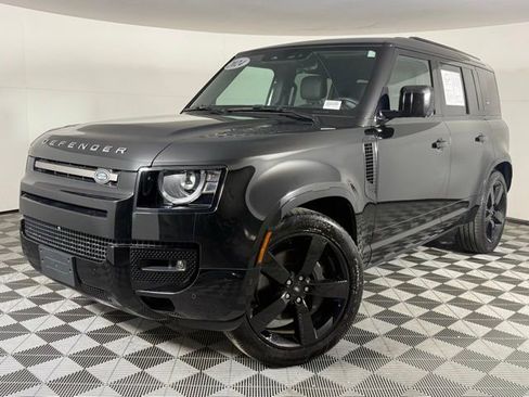 Used 2024 Land Rover Defender 110 X-Dynamic SE image 1