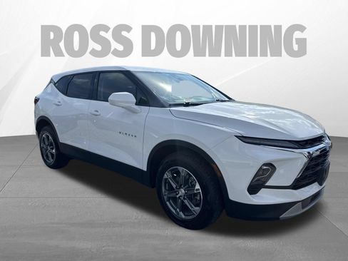 Used 2025 Chevrolet Blazer LT FWD image 8