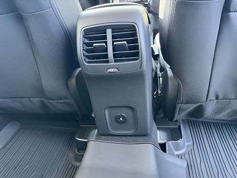 New 2025 Ford Escape Active w/ Active Premium Tech Pack AWD/4WD image 18