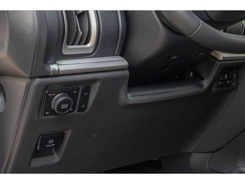 Used 2025 Ford Expedition Max Active AWD/4WD image 21