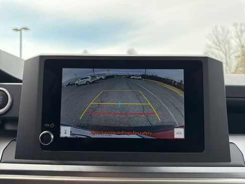 Used 2025 Toyota 4Runner SR5 image 18