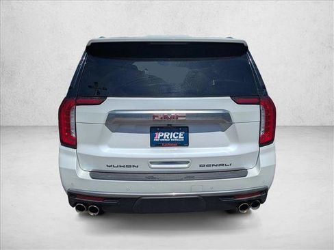 Used 2022 GMC Yukon XL Denali AWD/4WD image 6