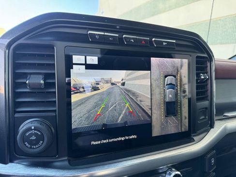 Certified 2022 Ford F150 Lariat w/ Equipment Group 502A High image 33