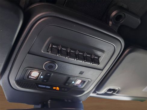 Used 2024 Ford Bronco Wildtrak image 23