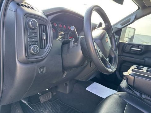 Used 2022 Chevrolet Silverado 2500 Custom w/ Custom Value Package AWD/4WD image 23