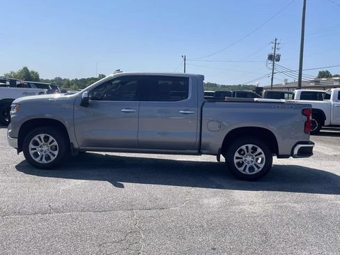 Used 2025 Chevrolet Silverado 1500 LTZ w/ LTZ Premium Package AWD/4WD image 7