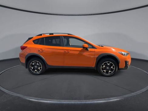 Used 2018 Subaru Crosstrek 2.0i Premium AWD/4WD image 9