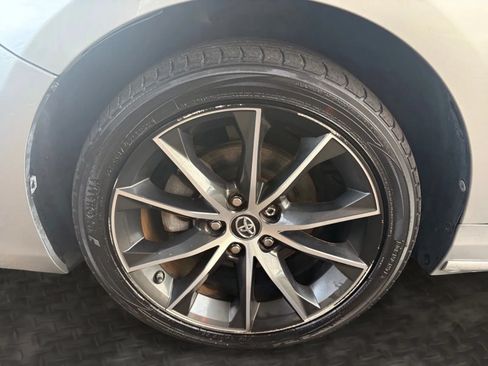 Used 2017 Toyota Camry XSE w/ Moonroof Package FWD image 34