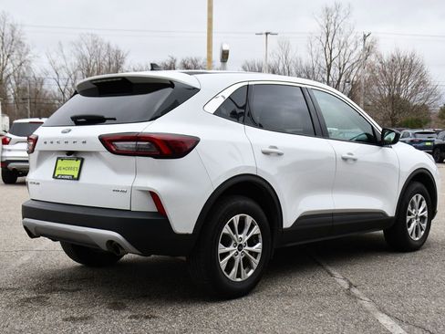 Used 2023 Ford Escape Active AWD/4WD image 5