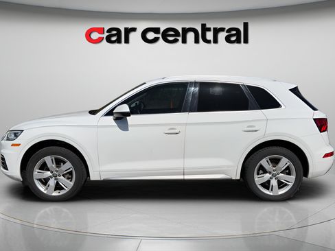 Used 2018 Audi Q5 2.0T Premium Plus w/ Premium Plus Package AWD/4WD image 2