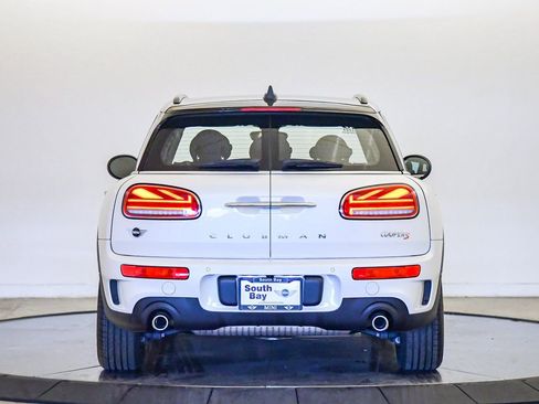 Certified 2023 MINI Cooper Clubman S FWD image 3