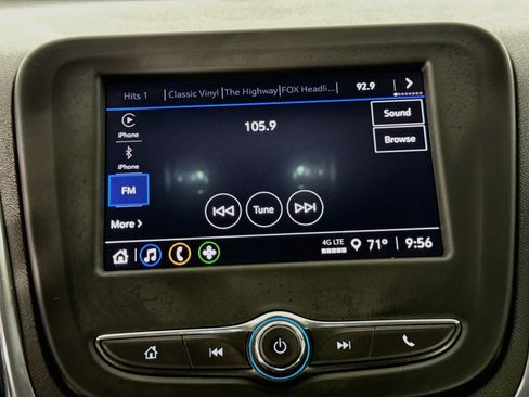 Used 2023 Chevrolet Equinox LT FWD image 16