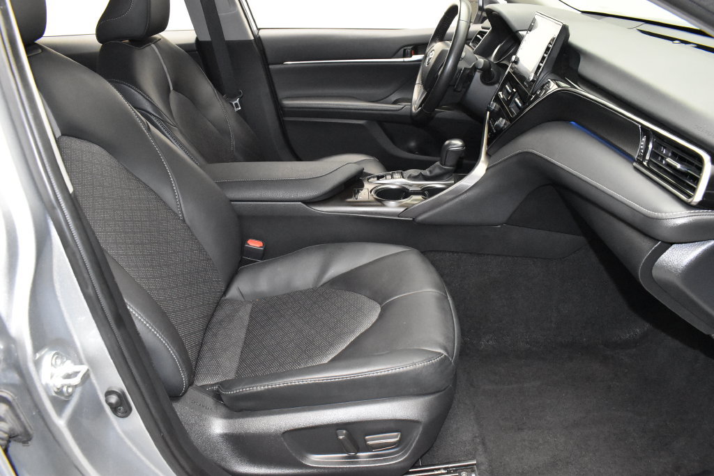 Used 2024 Toyota Camry XSE FWD image 22