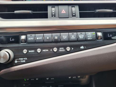 Used 2021 Lexus ES 350 w/ Premium Package FWD image 24