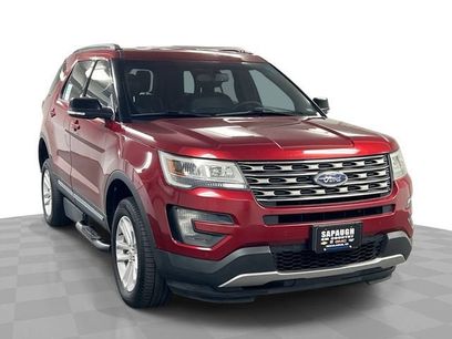 Used 2016 Ford Explorer XLT w/ Equipment Group 202A
