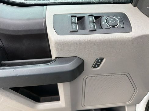 Used 2019 Ford F150 XL w/ Equipment Group 101A Mid AWD/4WD image 11