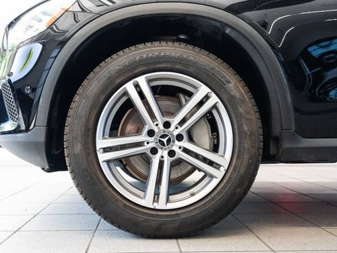 Used 2021 Mercedes-Benz GLC 300 4MATIC image 7