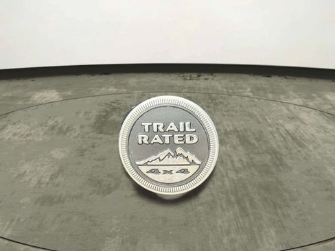 Used 2015 Jeep Wrangler Unlimited Rubicon w/ Dual Top Group image 36