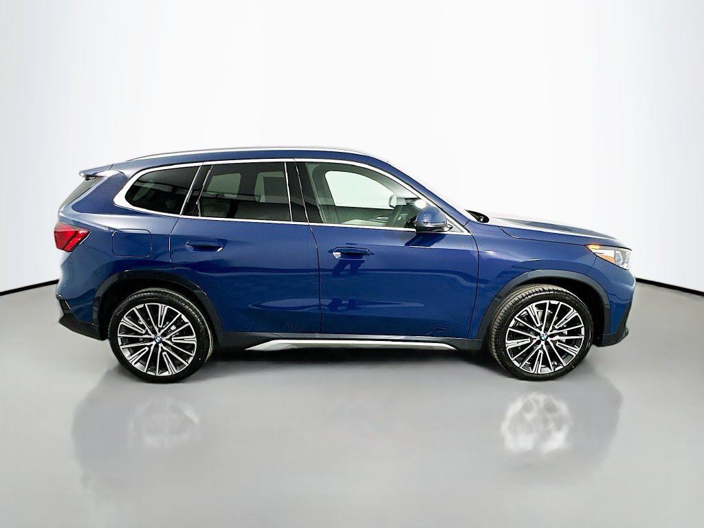 Used 2026 BMW X1 xDrive28i w/ Technology Package AWD/4WD image 4