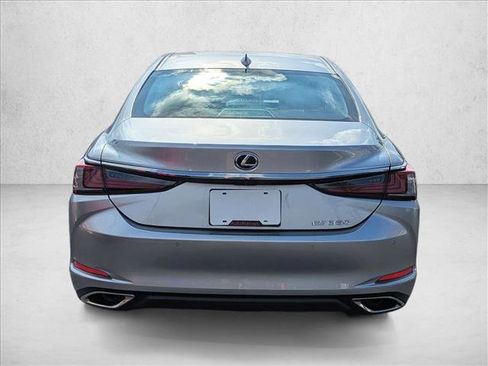 Used 2025 Lexus ES 350 w/ Premium Package image 8