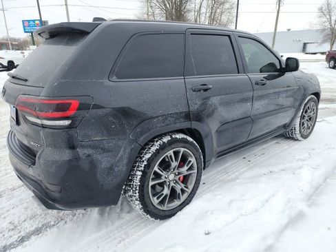 Used 2014 Jeep Grand Cherokee SRT image 3