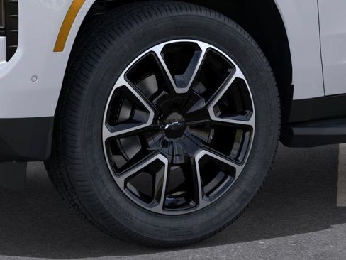 New 2026 Chevrolet Tahoe RST w/ Comfort Package AWD/4WD image 9