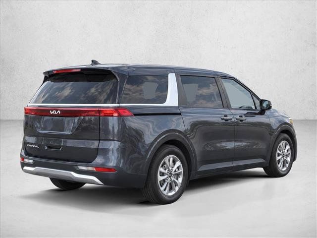Used 2024 Kia Carnival LX FWD image 26
