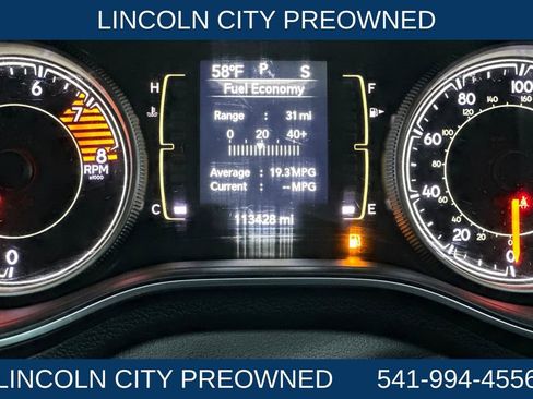 Used 2019 Jeep Cherokee Latitude Plus w/ Comfort/Convenience Group image 26