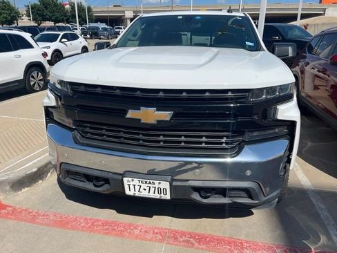 Used 2020 Chevrolet Silverado 1500 LT w/ Texas Edition AWD/4WD image 3