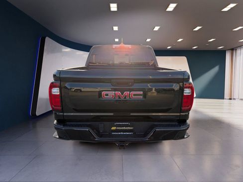 Used 2024 GMC Canyon Elevation w/ Elevation Premium Package RWD image 4