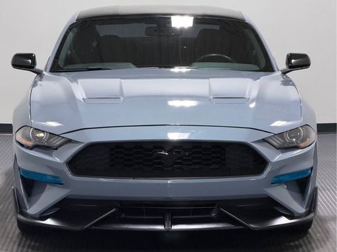 Used 2019 Ford Mustang Coupe w/ Black Accent Package RWD image 3