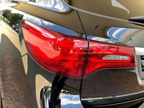 Used 2017 Acura MDX w/ Technology Package FWD image 26