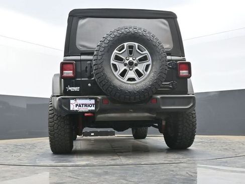 Used 2020 Jeep Wrangler Unlimited Rubicon AWD/4WD image 38