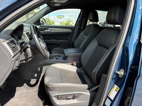 Used 2020 Volkswagen Atlas Cross Sport SE w/ Towing Package AWD/4WD image 21