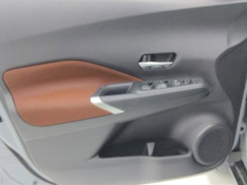 Certified 2023 Nissan Kicks SR image 20