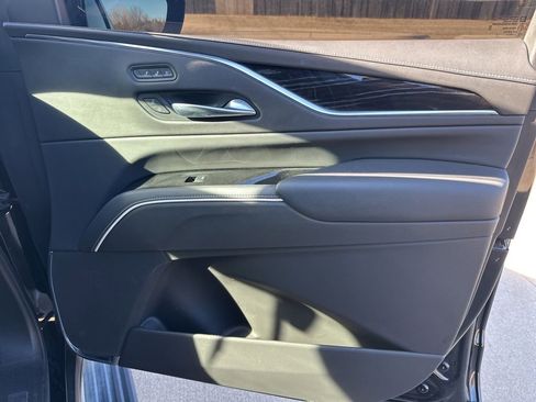 Used 2022 Cadillac Escalade ESV Sport w/ Touring Package image 51