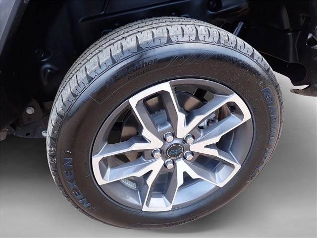 Used 2024 Jeep Wrangler Unlimited w/ Convenience Group AWD/4WD image 7