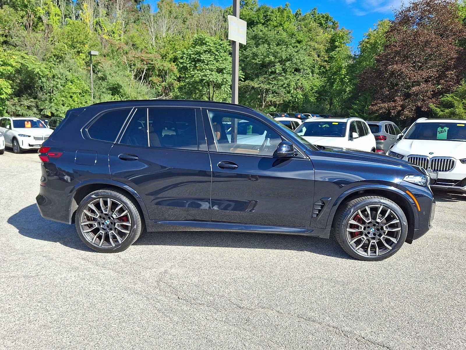 Used 2024 BMW X5 xDrive40i w/ Executive Package AWD/4WD image 7
