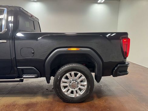 Used 2022 GMC Sierra 2500 Denali image 37