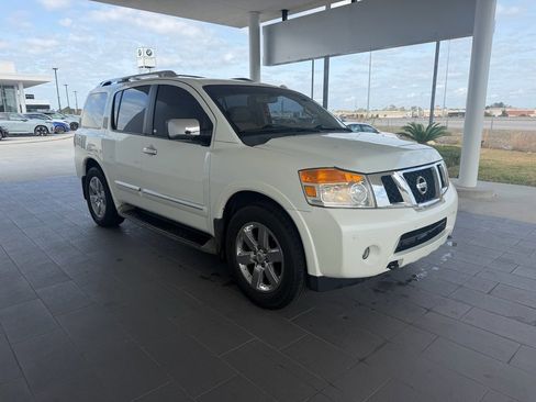Used 2013 Nissan Armada Platinum image 3