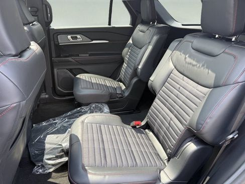 New 2026 Ford Explorer ST-Line AWD/4WD image 10