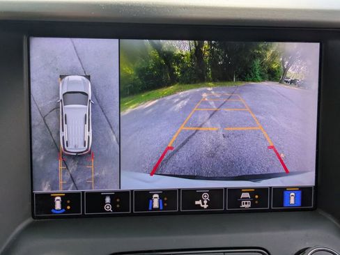 Used 2021 GMC Acadia SLT w/ Elevation Edition image 24