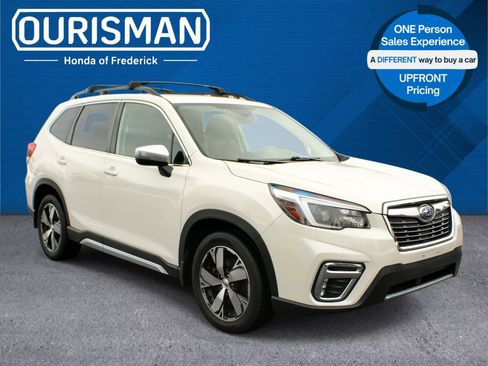 Used 2021 Subaru Forester Touring image 1